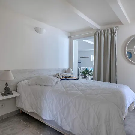 Апартаменты 280m De La Plage, Pour 4