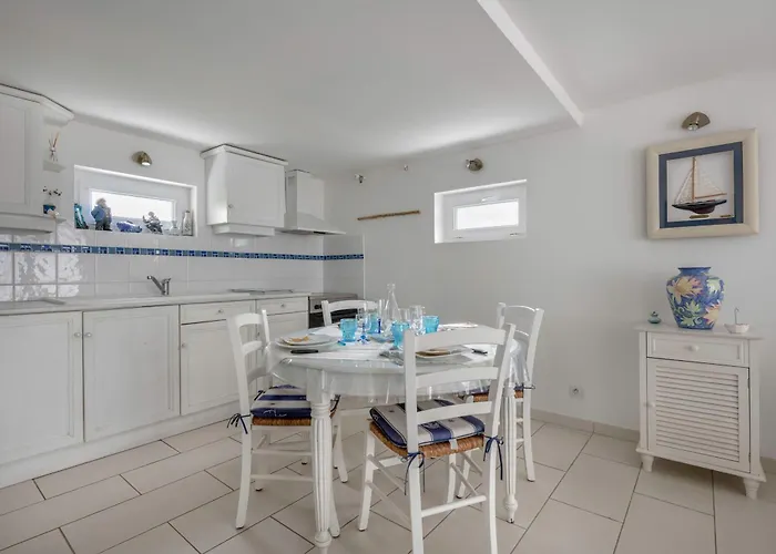 280m De La Plage, Pour 4 Saint-Michel-Chef-Chef