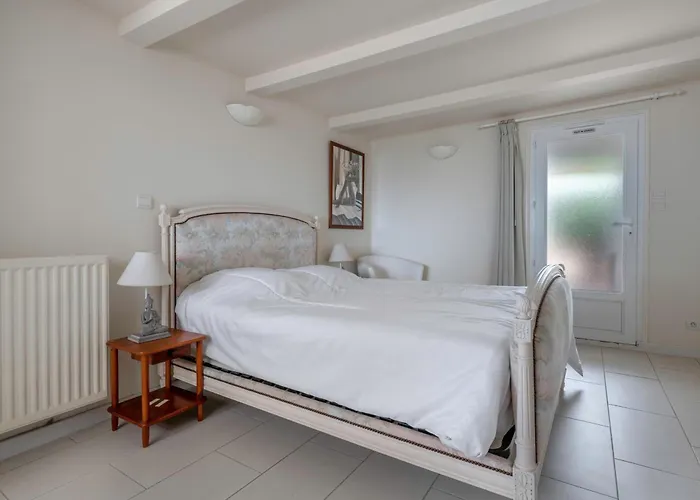 280m De La Plage, Pour 4 Apartman